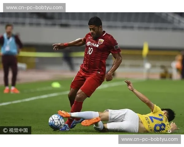 巅峰对决，绿巨人与南粤王：一场关乎荣耀的亚冠史诗